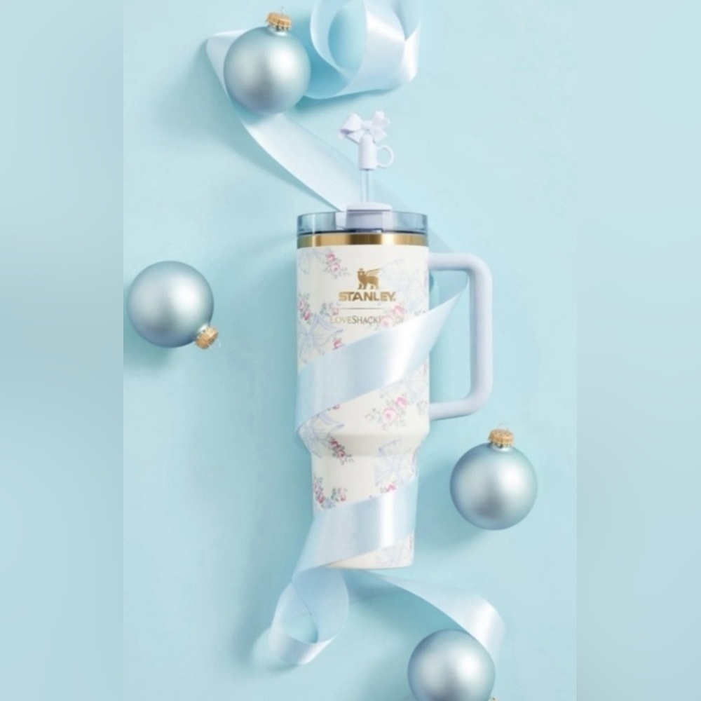 Stanley x LoveShack Fancy Holiday Quencher 40oz